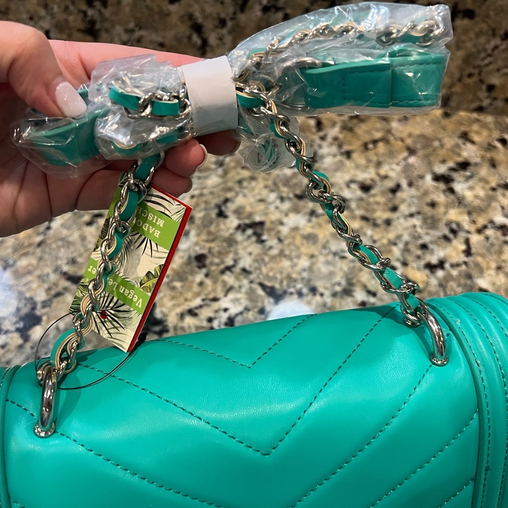 Badgley Mischka Turquoise Quilted Crossbody Bag - Picture 5 of 11